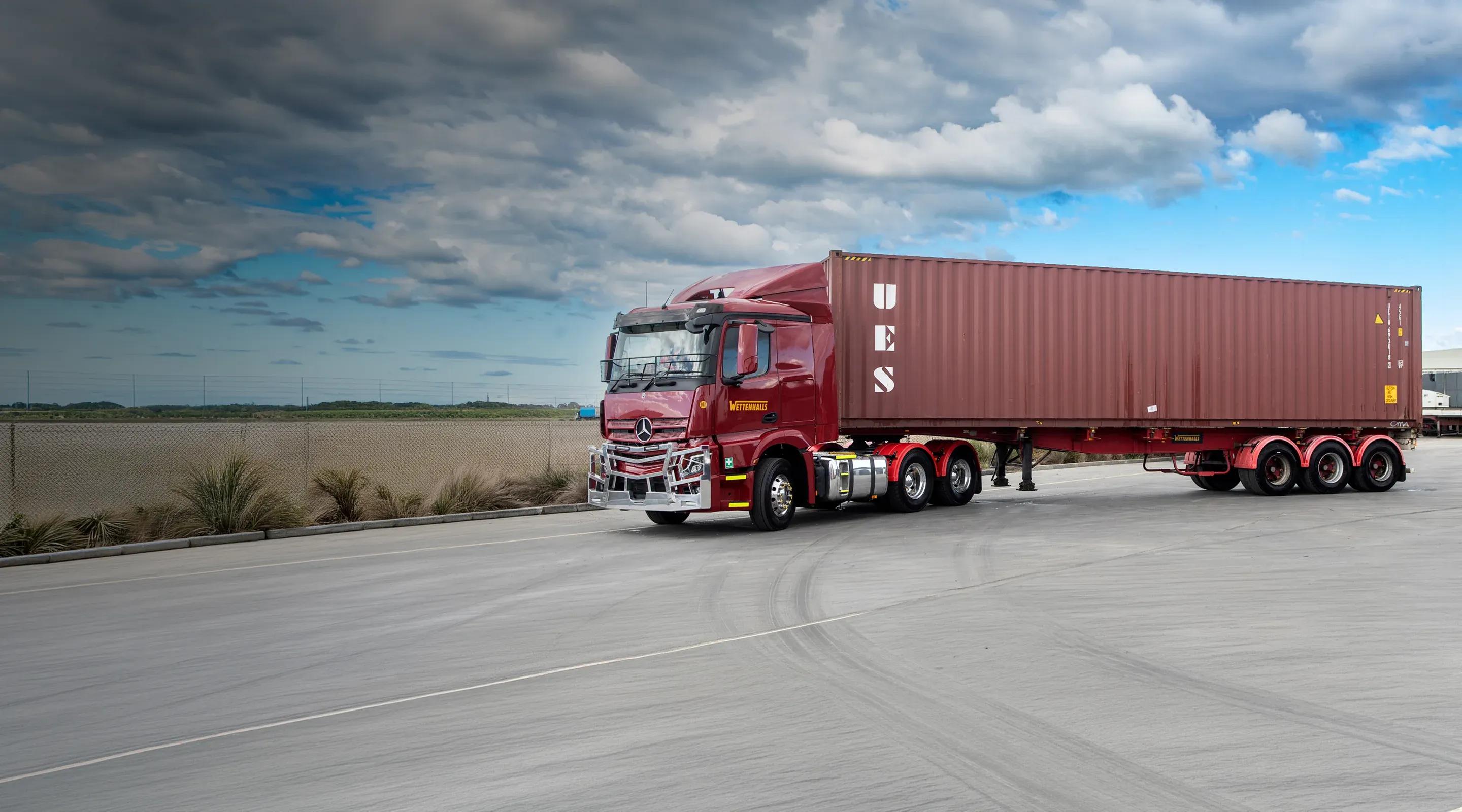 Shipping Container & Wharf Logistics